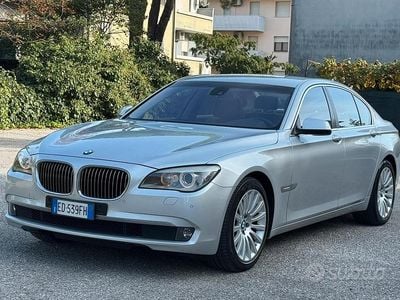 Usata BMW 730 333 CV (244 kW) 2010 Grigio Berlina