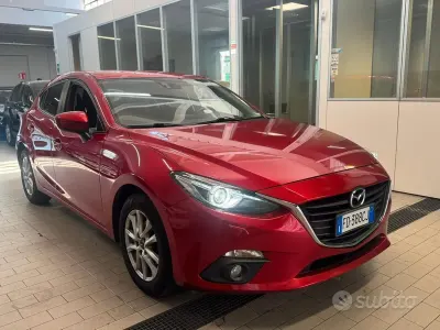 Usata Mazda 3 Evolve 101 CV (74 kW) 2016 Rosso Berlina
