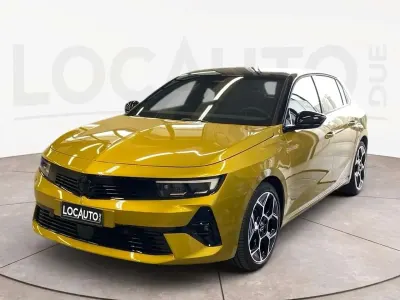 Nuova Opel Astra 145 CV (106 kW) 2026 Giallo Berlina