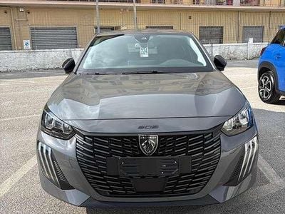 Usata Peugeot 208 Allure 101 CV (74 kW) 2025 Grigio Utilitaria