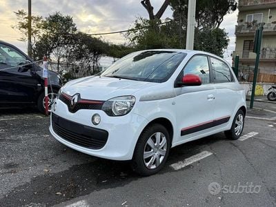 Usata Renault Twingo Intens 69 CV (50 kW) 2016 Bianco Utilitaria