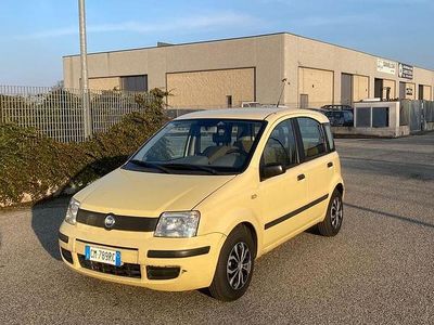 Usata Fiat Panda Active 54 CV (39 kW) 2004 Giallo Berlina