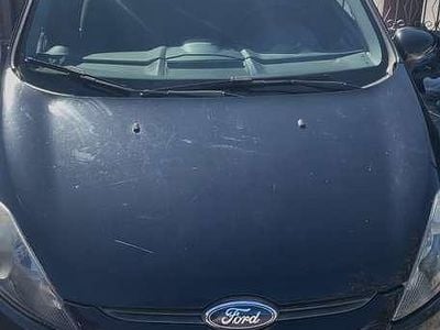 Usata Ford Fiesta Business Edition 97 CV (71 kW) 2012 Nero Utilitaria