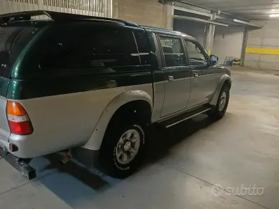 Usata Mitsubishi L200