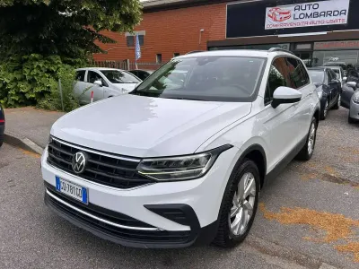 Usata VW Tiguan Life 150 CV (110 kW) 2021 Bianco SUV