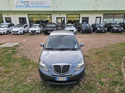 Usata Lancia Ypsilon 60 CV (44 kW) 2008 Bianco Utilitaria