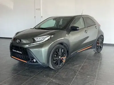 Usata Toyota Aygo X Limited 72 CV (52 kW) 2022 Verde SUV