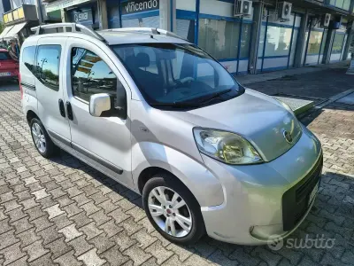 Usata Fiat Qubo Trekking 75 CV (55 kW) 2009 Grigio Monovolume