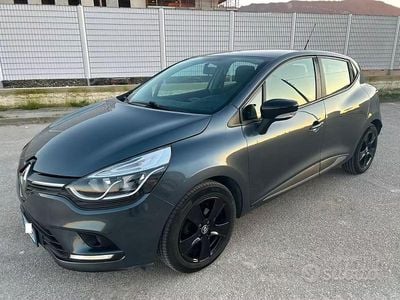 Usata Renault Clio IV 90 CV (66 kW) 2019 Grigio Utilitaria