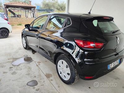 Usata Renault Clio IV 75 CV (55 kW) 2013 Nero Berlina