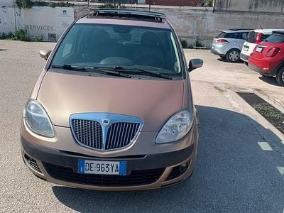 Usata Lancia Musa 2007 Grigio Monovolume