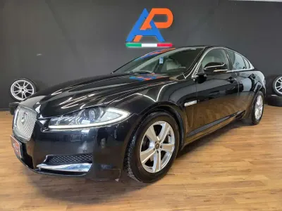 Usata Jaguar XF Business Edition 200 CV (147 kW) 2014 Nero Berlina