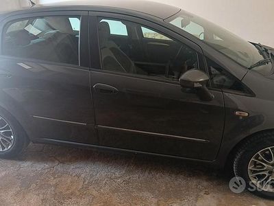 Usata Fiat Punto 95 CV (69 kW) 2012 Utilitaria