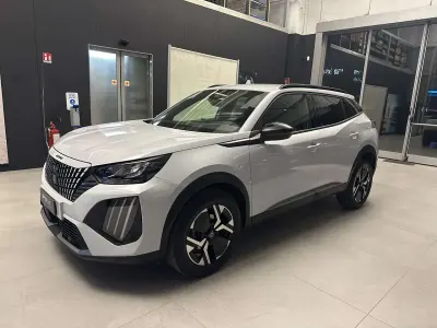 Nuova Peugeot 2008 Allure 101 CV (74 kW) 2025 Bianco SUV