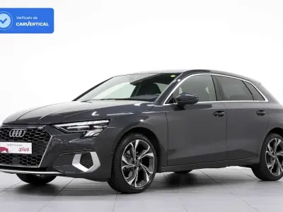 Usata Audi A3 Ambiente 150 CV (110 kW) 2023 Grigio manhattan metallizzato Berlina