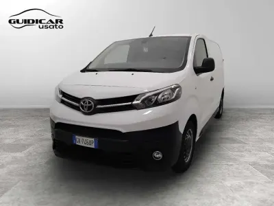 Usata Toyota Proace Comfort 120 CV (88 kW) 2022 Bianco Monovolume