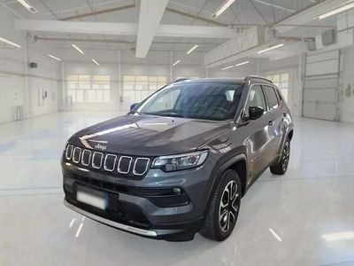 Grigio Usata 2023 Jeep Compass Limited SUV | 20.450 € (Buon prezzo)
