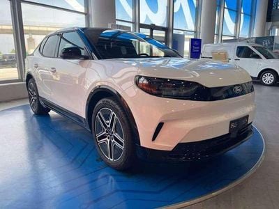 Nuova Ford Capri Extended Range 210 kW (286 CV) 2025 Frozen white  SUV