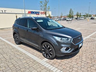 Usata Ford Kuga Vignale 180 CV (132 kW) 2018 Grigio SUV