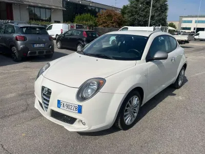 Usata Alfa Romeo MiTo Progression 84 CV (61 kW) 2015 Bianco Utilitaria