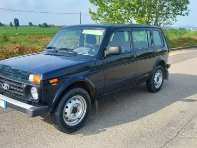 Usata Lada niva 81 CV (59 kW) 2019 SUV