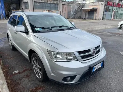 Usata Fiat Freemont Urban 170 CV (125 kW) 2012 Argento SUV