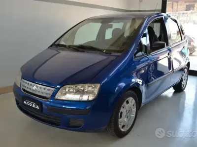 Usata Fiat Idea Dynamic 90 CV (66 kW) 2006 Bluazzurro Monovolume