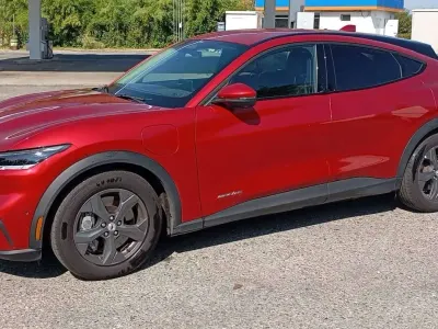 Usata Ford Mustang Mach-E Standard Range 100 kW (136 CV) 2021 Rosso SUV