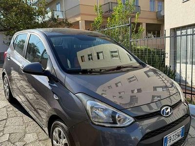 Usata Hyundai i10 Classic 67 CV (49 kW) 2016 Grigio Utilitaria