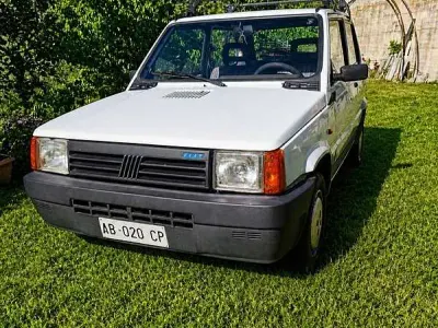 Begagnad Fiat Panda Young 39 HK (28 kW) 1994 Vit Sedan