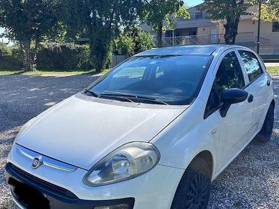 Usata Fiat Punto Evo Dynamic 69 CV (50 kW) 2011 Utilitaria