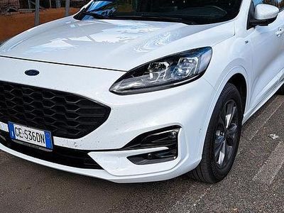 Usata Ford Kuga ST-Line 190 CV (139 kW) 2021 Bianco SUV