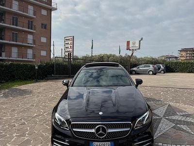 Usata Mercedes E220 Premium Plus 194 CV (142 kW) 2017 Nero Coupé