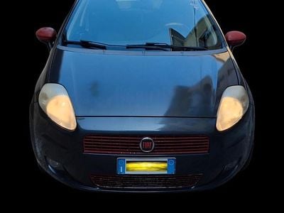 Usata Fiat Grande Punto 77 CV (56 kW) 2008 Grigio Utilitaria