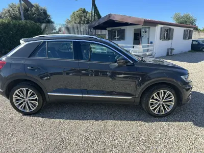 Usata VW T-Roc Advance 116 CV (85 kW) 2019 Grigio SUV