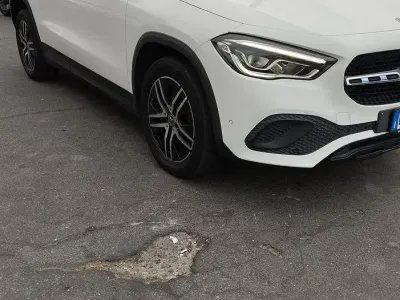 Usata Mercedes GLA200 Executive 150 CV (110 kW) 2020 Bianco SUV