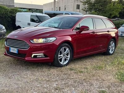 Usata Ford Mondeo Vignale 150 CV (110 kW) 2017 Rosso Station wagon