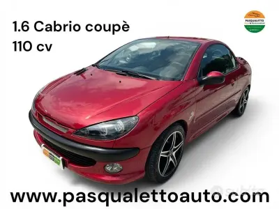 Usata Peugeot 206 CC 109 CV (80 kW) 2002 Grigio Cabrio