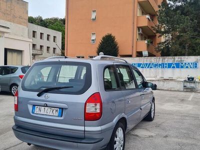 usata Opel Zafira 2006 7 posti garanzia 1 anno