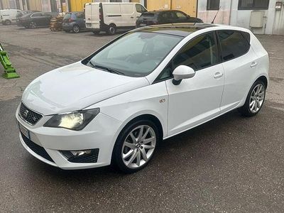 Usata Seat Ibiza 105 CV (77 kW) 2014 Bianco Utilitaria