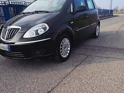 Usata Lancia Musa 78 CV (57 kW) 2012 Marrone Monovolume