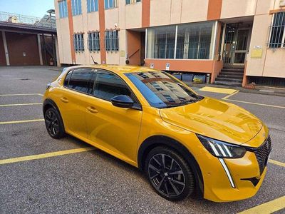 Usata Peugeot 208 GT-line 102 CV (75 kW) 2022 Grigio Utilitaria