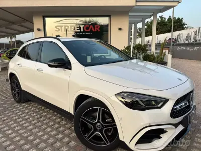 Usata Mercedes GLA200 AMG Line Premium Plus 150 CV (110 kW) 2024 Bianco SUV
