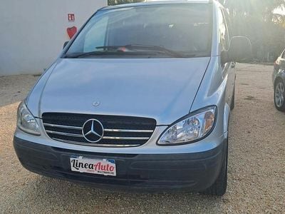 Usata Mercedes Vito 150 CV (110 kW) 2005 Grigio Furgone