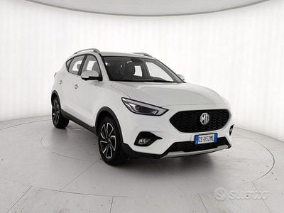 Usata MG ZS Luxury 111 CV (81 kW) 2023 Bianco SUV