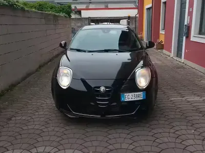 Usata Alfa Romeo MiTo Progression 95 CV (69 kW) 2011 Marrone Utilitaria
