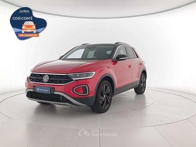 Usata VW T-Roc Sport 150 CV (110 kW) 2025 Kings red metallizzato nero SUV