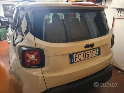 Usata Jeep Renegade 120 CV (88 kW) 2016 Bianco SUV