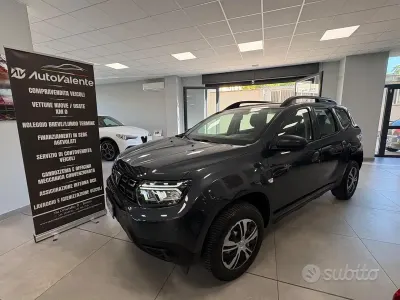Usata Dacia Duster Acces 101 CV (74 kW) 2022 Grigio SUV