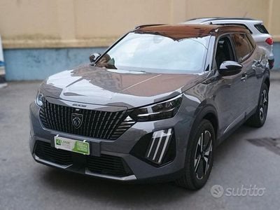 Usata Peugeot 2008 GT 131 CV (96 kW) 2024 Marrone SUV